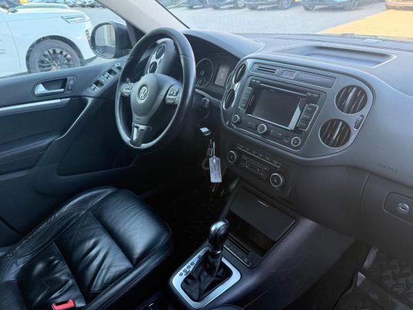 Volkswagen Tiguan I Рестайлинг с пробегом 2012 года, цена 1 044 000 рублей, 322852 км, внедорожник, Автокод Объявления