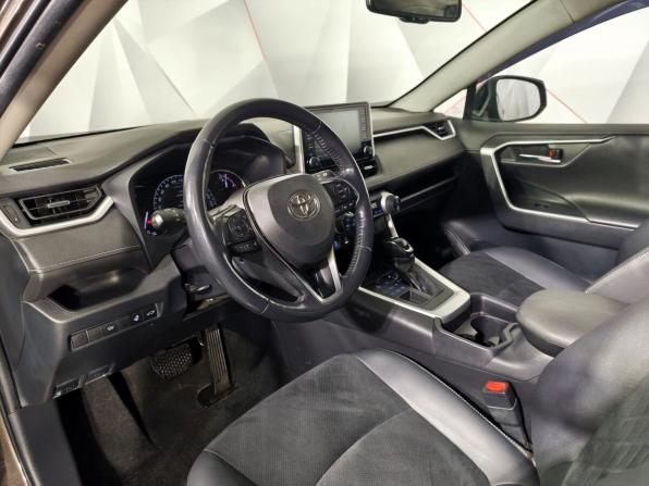 Toyota RAV4 V (XA50) с пробегом 2022 года, цена 3 019 500 рублей, 90311 км, внедорожник, Автокод Объявления