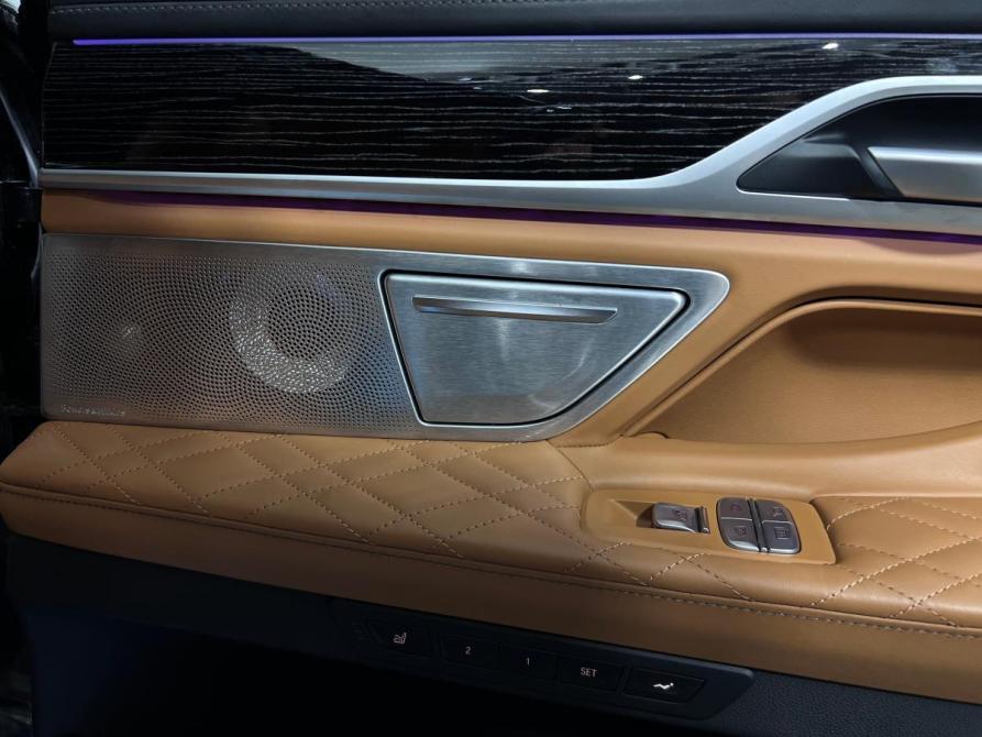BMW 7 серии VI (G11/G12) Рестайлинг Ростов-на-Дону  - изображение 23