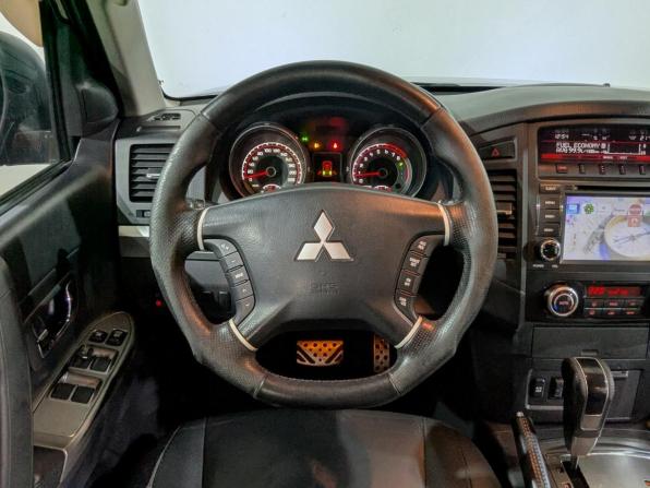 Mitsubishi Pajero IV Рестайлинг 1 с пробегом 2011 года, цена 1 990 000 рублей, 170599 км, внедорожник, Автокод Объявления