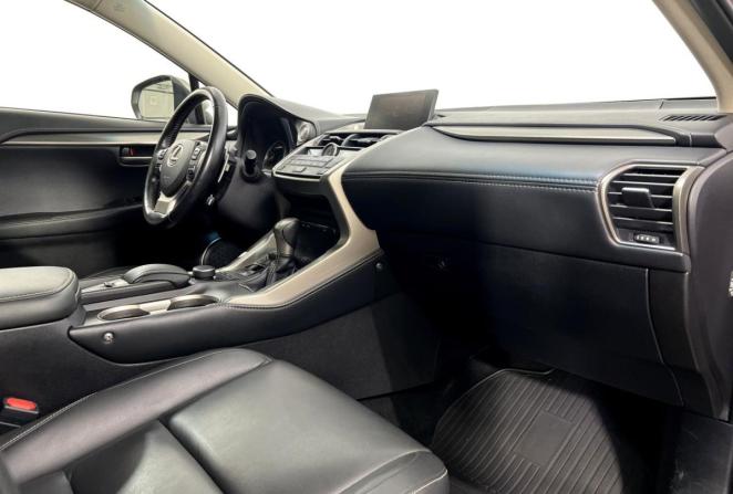 Lexus NX I с пробегом 2015 года, цена 2 690 000 рублей, 98519 км, внедорожник, Автокод Объявления