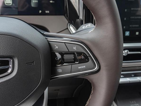 Geely Monjaro I Рестайлинг 2 с пробегом 2026 года, цена 4 150 000 рублей, 15 км, внедорожник, Автокод Объявления
