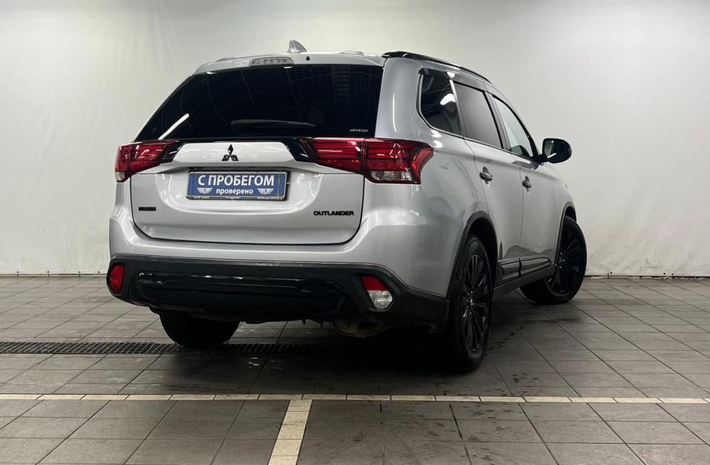 Mitsubishi Outlander III Рестайлинг 3 Санкт-Петербург  - изображение 2