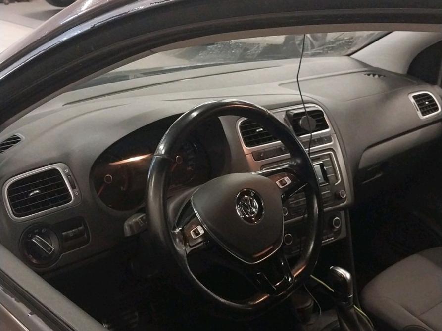 Volkswagen Polo V Рестайлинг Санкт-Петербург  - изображение 6
