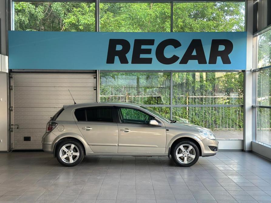 Opel Astra H Рестайлинг Санкт-Петербург  - изображение 5