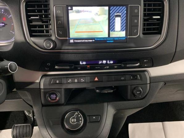 Peugeot Traveller I с пробегом 2019 года, цена 2 340 000 рублей, 107414 км, минивэн, Автокод Объявления
