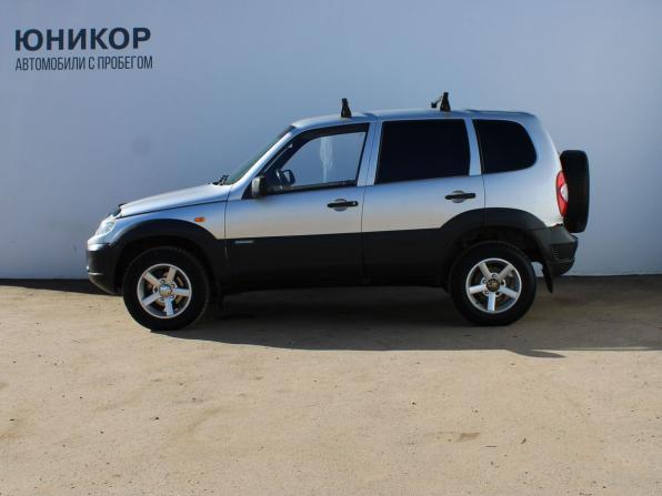 Chevrolet Niva I Рестайлинг с пробегом 2010 года, цена 329 000 рублей, 109248 км, внедорожник, Автокод Объявления