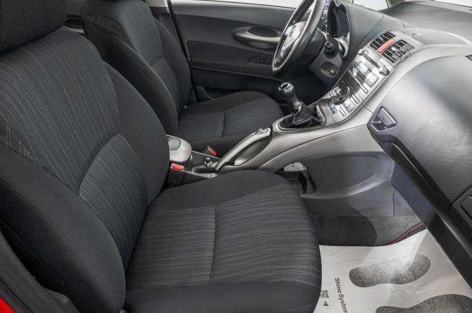 Toyota Auris I с пробегом 2008 года, цена 649 000 рублей, 203800 км, хэтчбек, Автокод Объявления