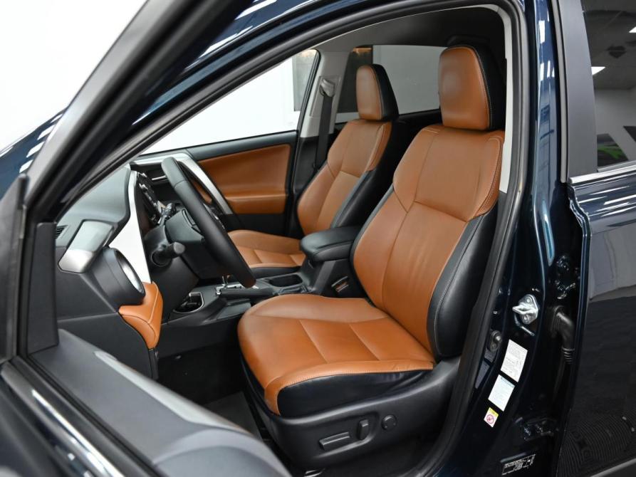 Toyota RAV4 IV (XA40) Рестайлинг Москва  - изображение 10
