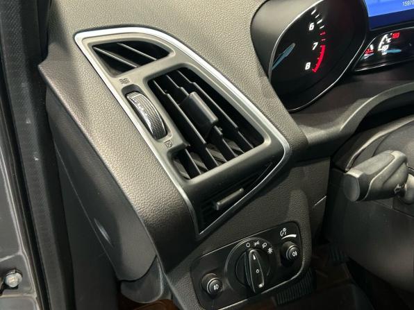 Ford Kuga II с пробегом 2013 года, цена 1 150 000 рублей, 159000 км, внедорожник, Автокод Объявления
