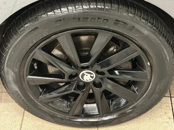 Skoda Rapid II с пробегом 2021 года, цена 1 970 000 рублей, 34857 км, лифтбек, Автокод Объявления