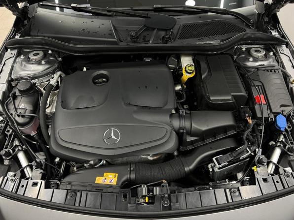 Mercedes-Benz GLA I (X156) Рестайлинг с пробегом 2019 года, цена 2 968 000 рублей, 14554 км, внедорожник, Автокод Объявления