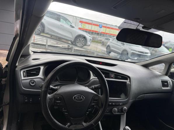 Kia Ceed II Рестайлинг с пробегом 2016 года, цена 1 000 000 рублей, 198718 км, универсал, Автокод Объявления