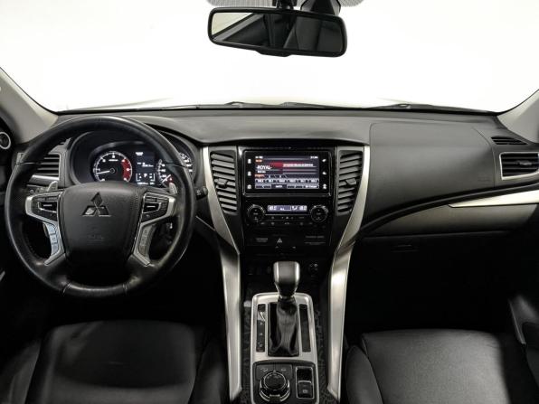 Mitsubishi Pajero Sport III с пробегом 2017 года, цена 2 650 000 рублей, 138486 км, внедорожник, Автокод Объявления