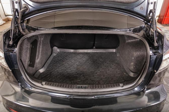 Mazda 3 II (BL) Рестайлинг с пробегом 2013 года, цена 1 039 000 рублей, 220000 км, седан, Автокод Объявления