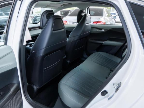 Changan Lamore с пробегом 2024 года, цена 2 089 000 рублей, 15317 км, седан, Автокод Объявления