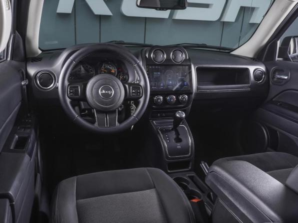Jeep Liberty (Patriot) с пробегом 2015 года, цена 1 250 000 рублей, 167000 км, внедорожник, Автокод Объявления