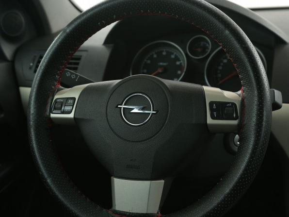 Opel Astra H Рестайлинг с пробегом 2008 года, цена 429 000 рублей, 193700 км, хэтчбек, Автокод Объявления