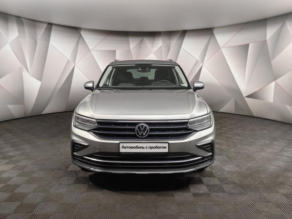 Volkswagen Tiguan II Рестайлинг с пробегом 2021 года, цена 2 795 000 рублей, 72458 км, внедорожник, Автокод Объявления
