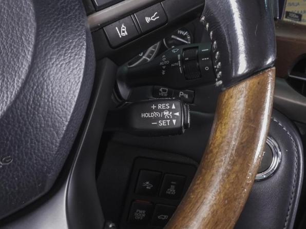 Lexus LX III Рестайлинг 2 с пробегом 2015 года, цена 6 050 000 рублей, 151154 км, внедорожник, Автокод Объявления