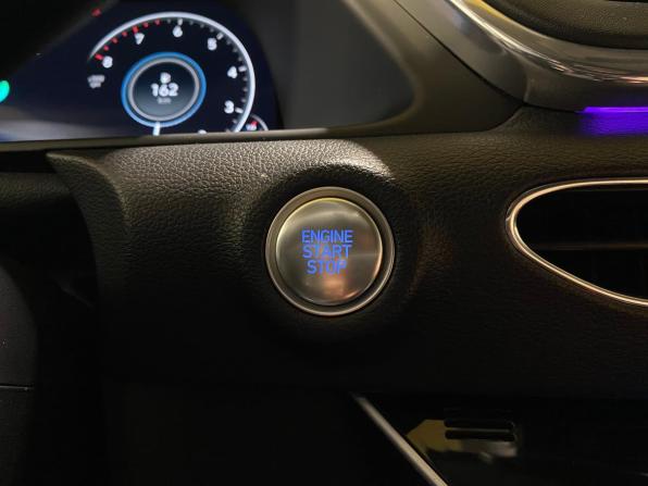 Hyundai Sonata VIII (DN8) с пробегом 2023 года, цена 2 350 000 рублей, 116634 км, седан, Автокод Объявления
