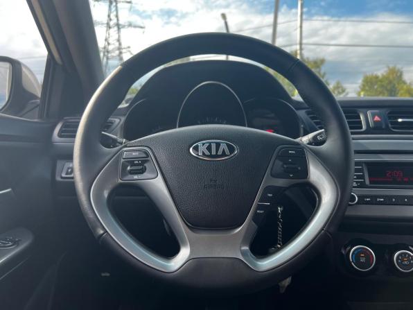 Kia Rio III Рестайлинг с пробегом 2016 года, цена 1 185 000 рублей, 107132 км, хэтчбек, Автокод Объявления