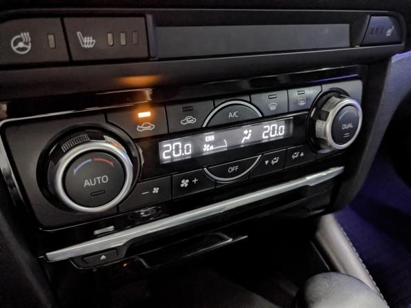 Mazda 6 III (GJ) Рестайлинг с пробегом 2017 года, цена 2 115 000 рублей, 68872 км, седан, Автокод Объявления