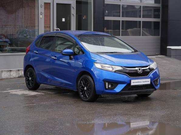 Honda Fit III Рестайлинг с пробегом 2017 года, цена 1 103 000 рублей, 164766 км, хэтчбек, Автокод Объявления