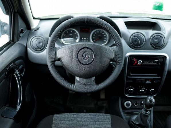 Renault Duster I с пробегом 2013 года, цена 699 000 рублей, 287638 км, внедорожник, Автокод Объявления