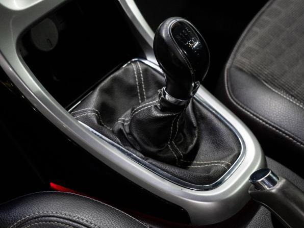 Opel Astra J Рестайлинг с пробегом 2013 года, цена 890 000 рублей, 153862 км, хэтчбек, Автокод Объявления