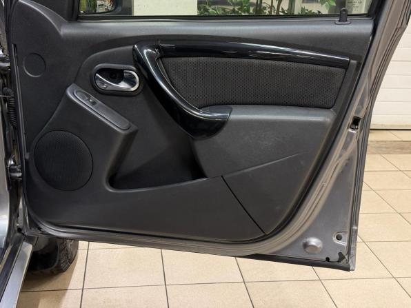 Renault Duster II с пробегом 2019 года, цена 1 680 000 рублей, 98393 км, внедорожник, Автокод Объявления