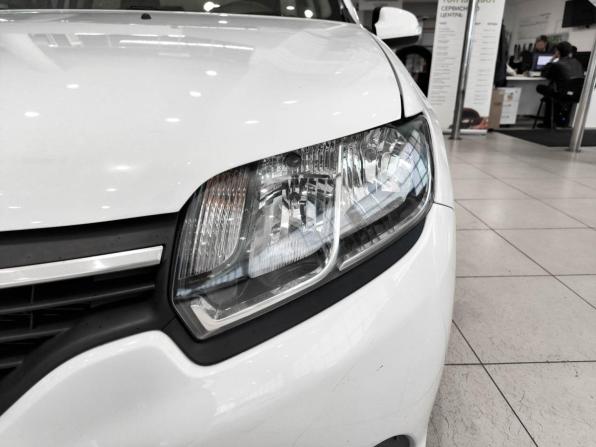 Renault Logan II с пробегом 2015 года, цена 690 000 рублей, 146657 км, седан, Автокод Объявления