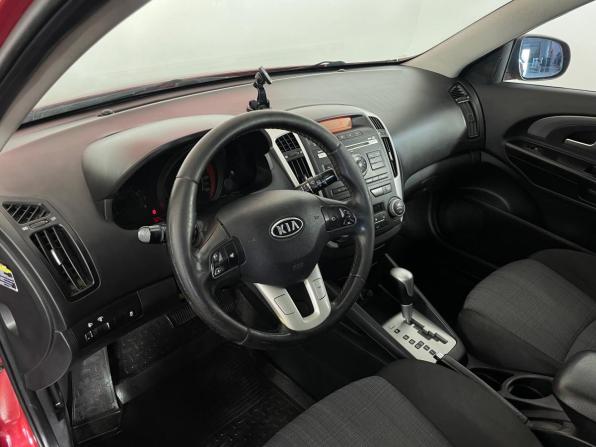 Kia Ceed I Рестайлинг с пробегом 2011 года, цена 715 000 рублей, 250000 км, универсал, Автокод Объявления