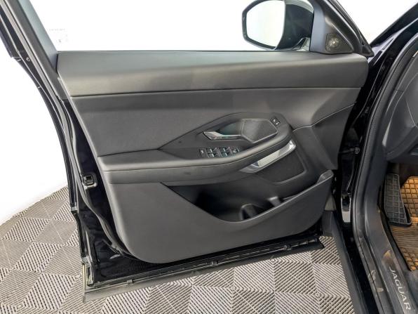 Jaguar E-Pace I с пробегом 2020 года, цена 2 795 000 рублей, 92000 км, внедорожник, Автокод Объявления
