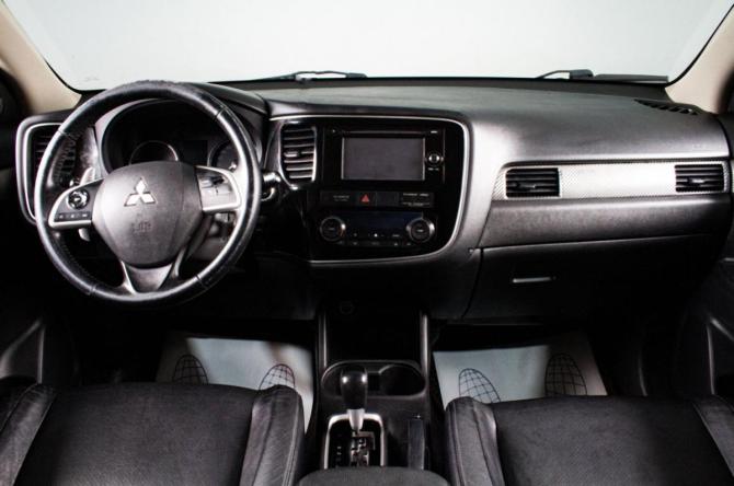 Mitsubishi Outlander III с пробегом 2013 года, цена 1 399 000 рублей, 209000 км, внедорожник, Автокод Объявления