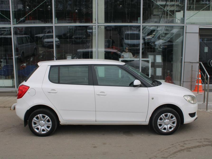 Skoda Fabia II Рестайлинг Москва  - изображение 4