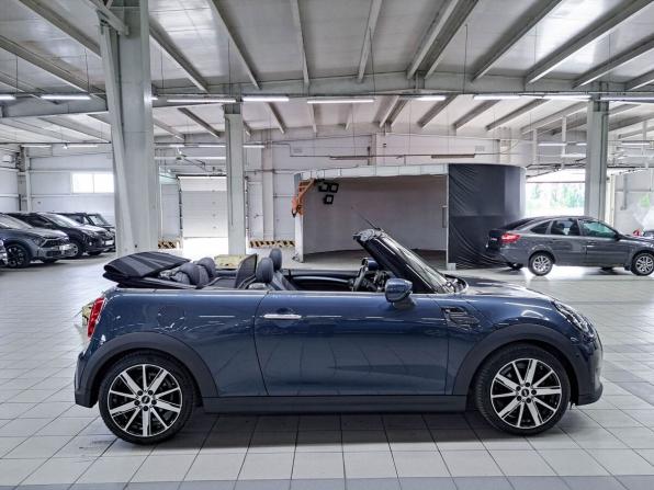 Mini Cabrio III Рестайлинг с пробегом 2021 года, цена 3 640 000 рублей, 23279 км, кабриолет, Автокод Объявления