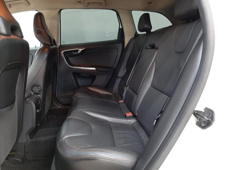 Volvo XC60 I Москва  - изображение 12