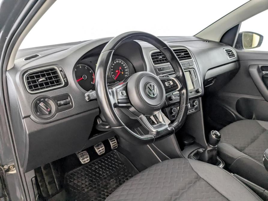 Volkswagen Polo V Рестайлинг Москва  - изображение 16