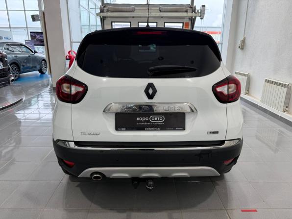 Renault Kaptur I с пробегом 2016 года, цена 1 267 000 рублей, 208441 км, внедорожник, Автокод Объявления