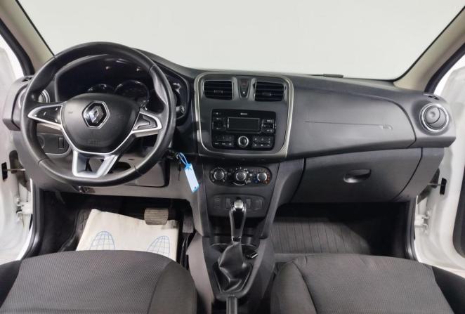 Renault Logan II с пробегом 2018 года, цена 750 000 рублей, 161958 км, седан, Автокод Объявления