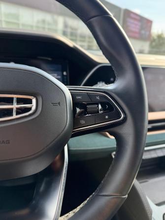 Geely Monjaro I с пробегом 2022 года, цена 3 300 000 рублей, 17710 км, внедорожник, Автокод Объявления