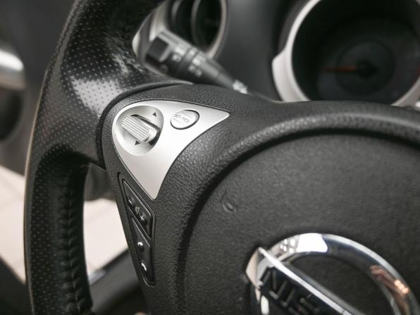 Nissan Juke I с пробегом 2012 года, цена 1 019 000 рублей, 194549 км, внедорожник, Автокод Объявления