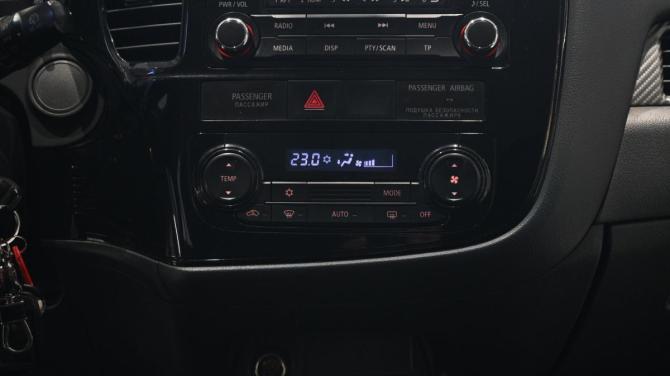 Mitsubishi Outlander III с пробегом 2013 года, цена 1 235 000 рублей, 200000 км, внедорожник, Автокод Объявления
