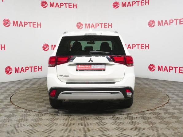 Mitsubishi Outlander III Рестайлинг 3 с пробегом 2020 года, цена 1 919 000 рублей, 164929 км, внедорожник, Автокод Объявления