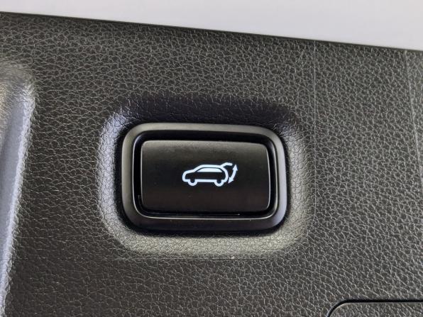 Hyundai Santa Fe IV Рестайлинг с пробегом 2022 года, цена 4 440 000 рублей, 51261 км, внедорожник, Автокод Объявления