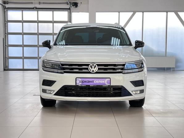 Volkswagen Tiguan II с пробегом 2017 года, цена 2 450 000 рублей, 165460 км, внедорожник, Автокод Объявления