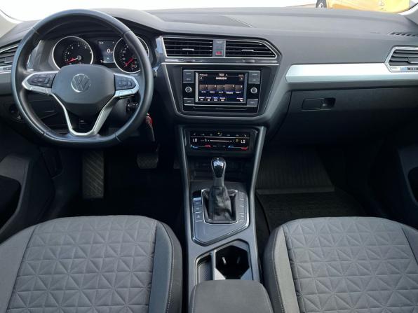 Volkswagen Tiguan II Рестайлинг с пробегом 2021 года, цена 2 350 000 рублей, 111000 км, внедорожник, Автокод Объявления