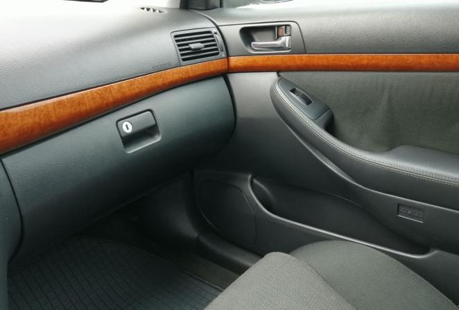 Toyota Avensis II Рестайлинг с пробегом 2007 года, цена 820 000 рублей, 208000 км, седан, Автокод Объявления