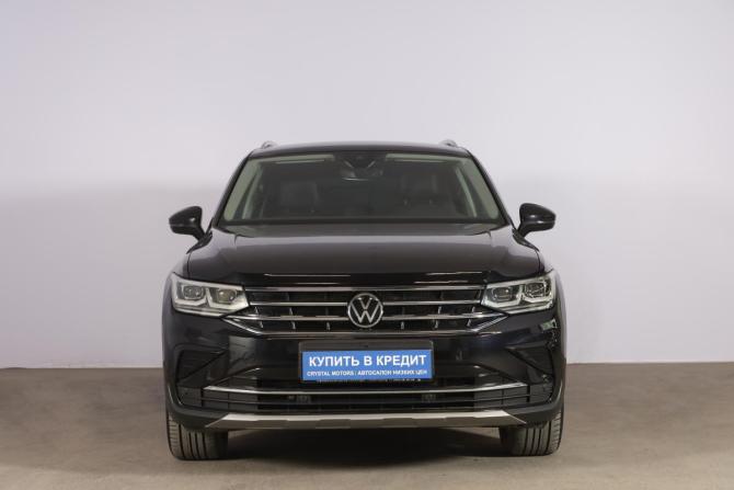 Volkswagen Tiguan II с пробегом 2021 года, цена 3 599 000 рублей, 104000 км, внедорожник, Автокод Объявления